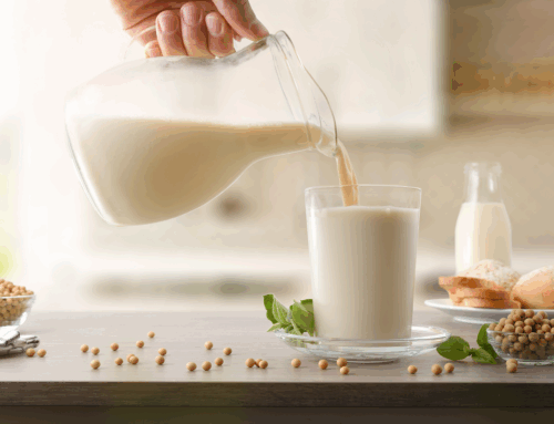 Latte tradizionale vs. latti vegetali: differenze, benefici e considerazioni